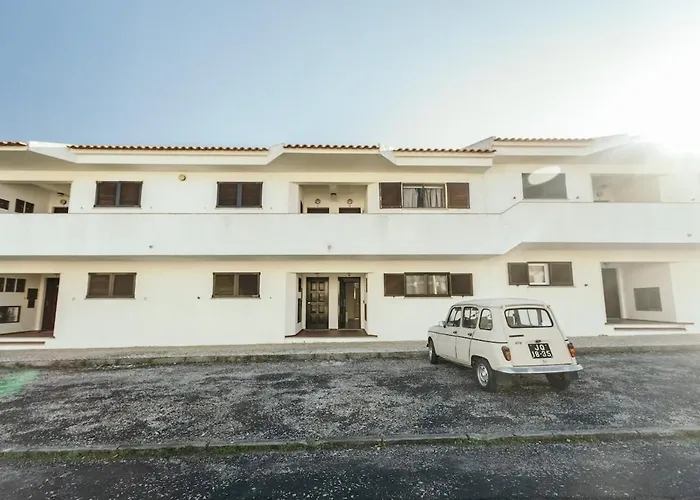 05 - The Location Ferrel (Leiria)